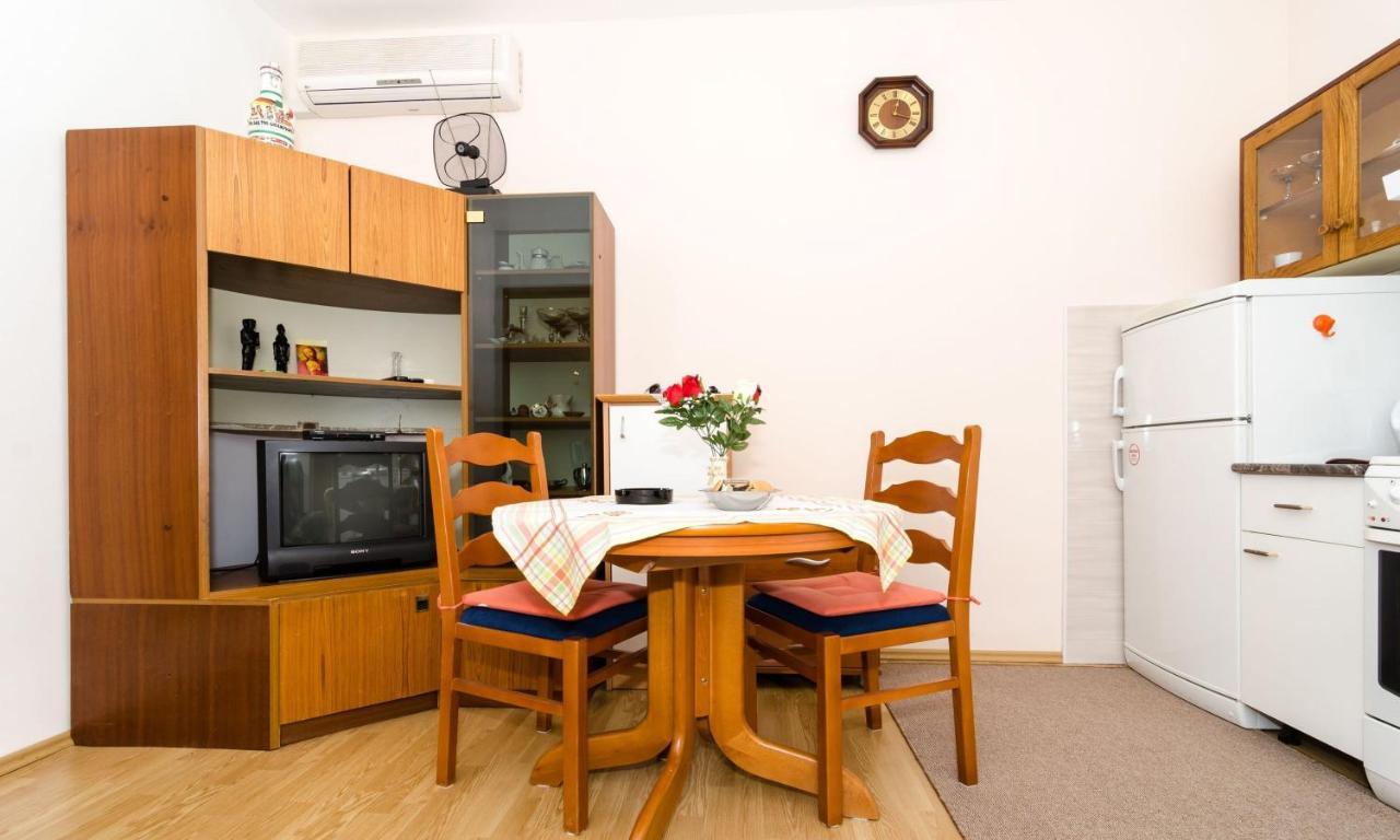Berk Apartment